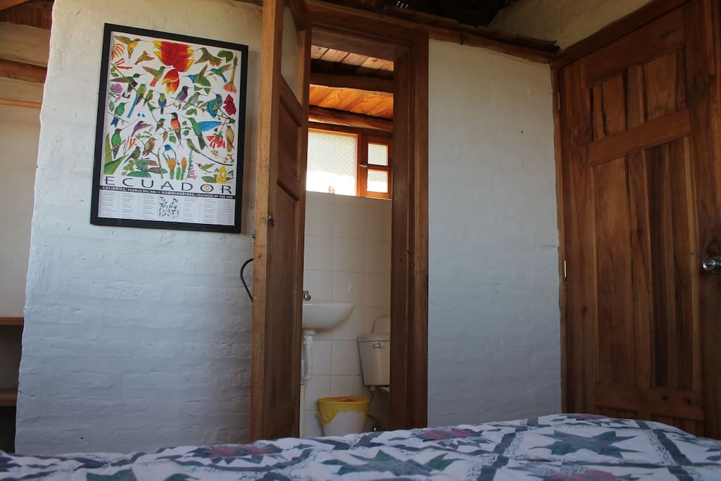 Baño privado, agua caliente
Private bathroom with hot shower!