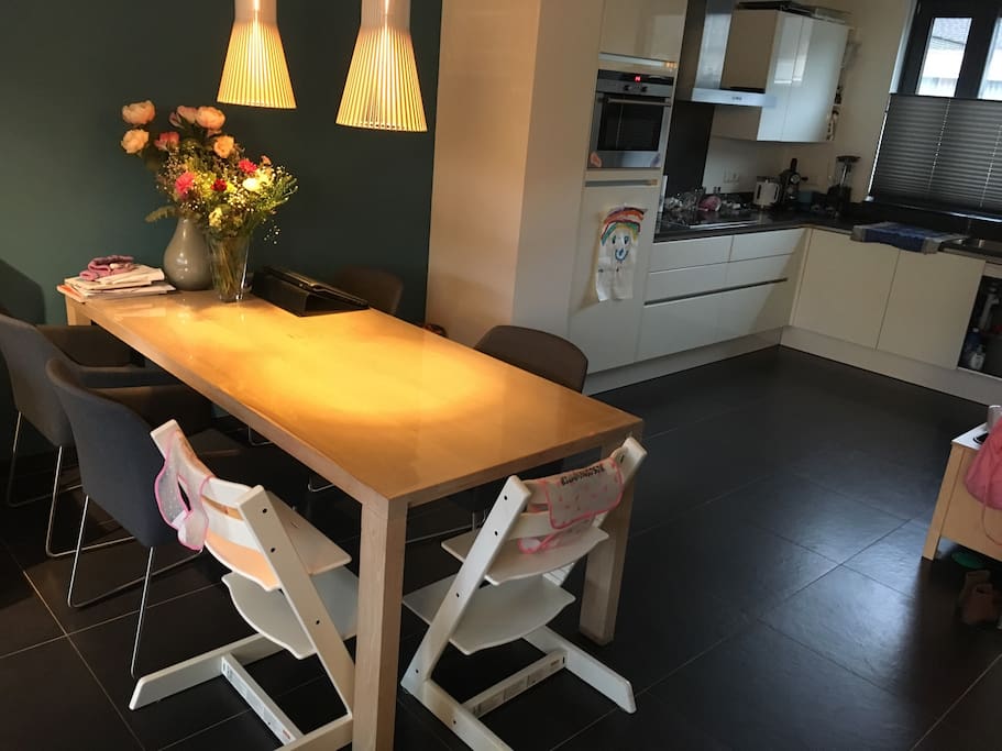 Dining table for 4 adults and 2 children. Can also be used as working area for laptop use etc.