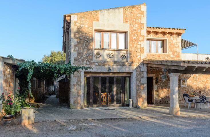 Mallorca Es Trenc Pool Jacuzzi Fitness Aislada Casas Rurales En Alquiler En Campos Illes Balears Espana