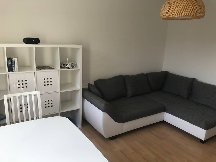 Die Schlafcouch im „Nichtbettzustand“.