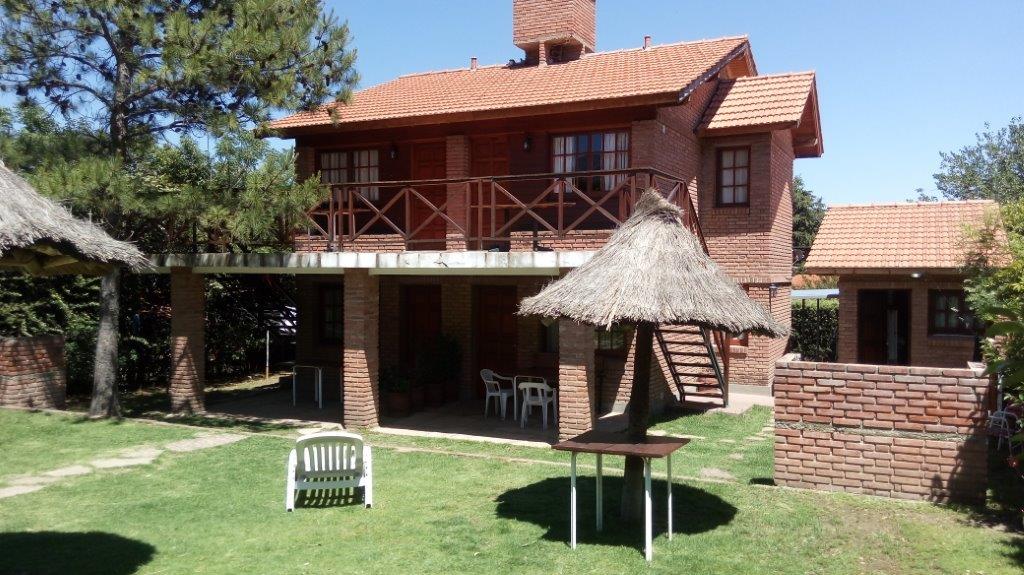 บล็อกที่มี 4 เคบินสำหรับ 4 คน