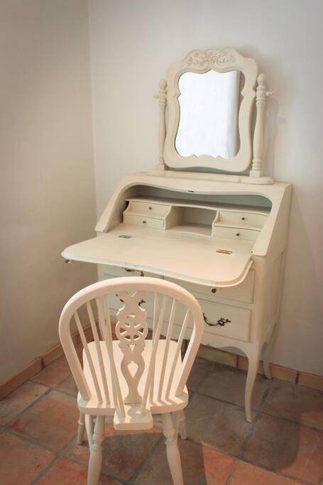 DECORATION DE LA CHAMBRE DU GITE