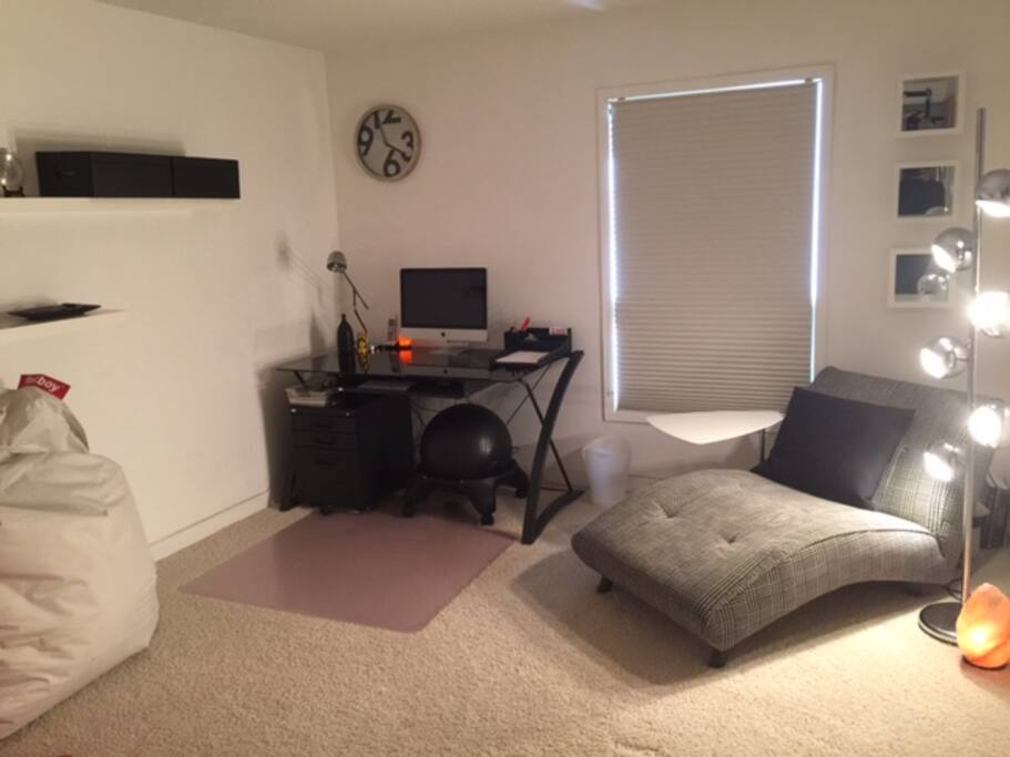 Bedroom #2/Office