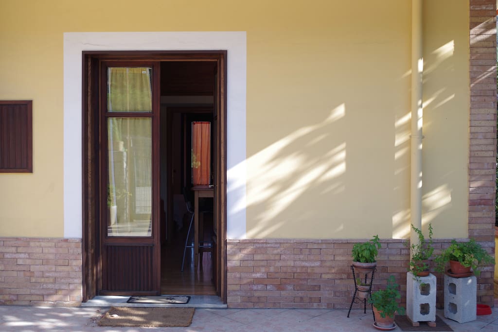 L'Ingresso