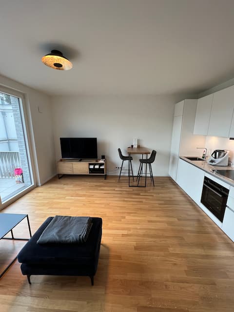Top performing Airbnb: Best location on the Alster - new building - super quiet in Rotherbaum