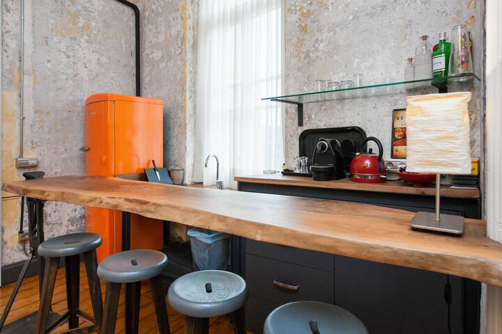 4 Bedroom★3Bath★In the Center★ Best for Big Groups gallery image 2