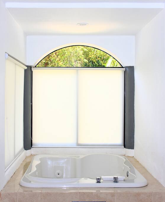 Jacuzzi de habitación principal