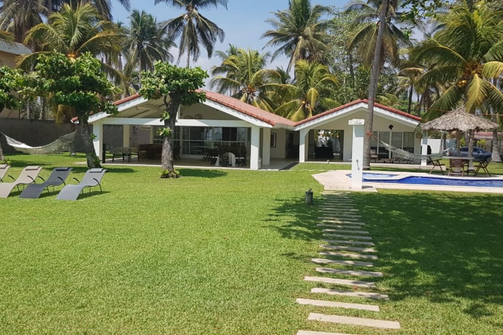 COSTA DEL SOL El SalvadorBEACH WIFI,A/C SMARTTV'S Houses for Rent in