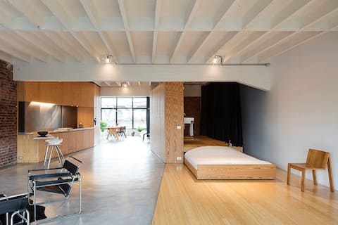 Top performing Airbnb: Loft Apartment near Tour & Taxis in Bruxelles Brussel