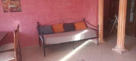 Top Airbnb: Sunrise by the sea and sunsets on Mt. Etna vacation home a Riposto