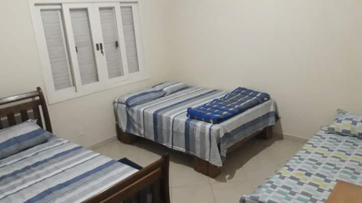 საძინებელი 4