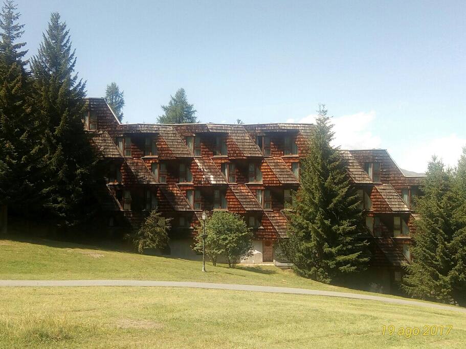 In estate un bel prato, in inverno una pista da sci