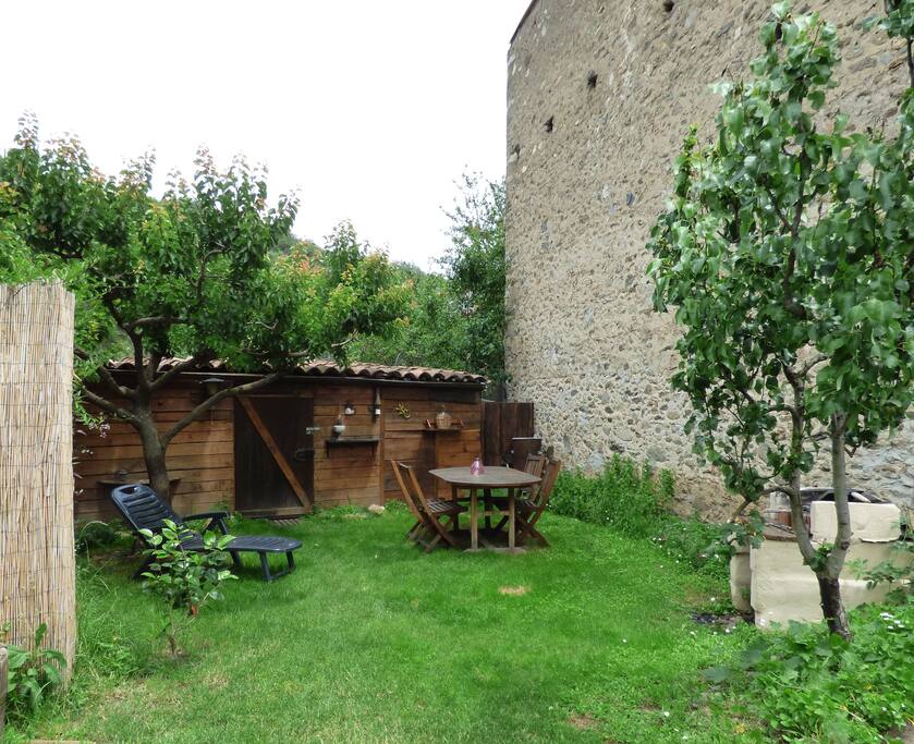 Jardin, barbecue