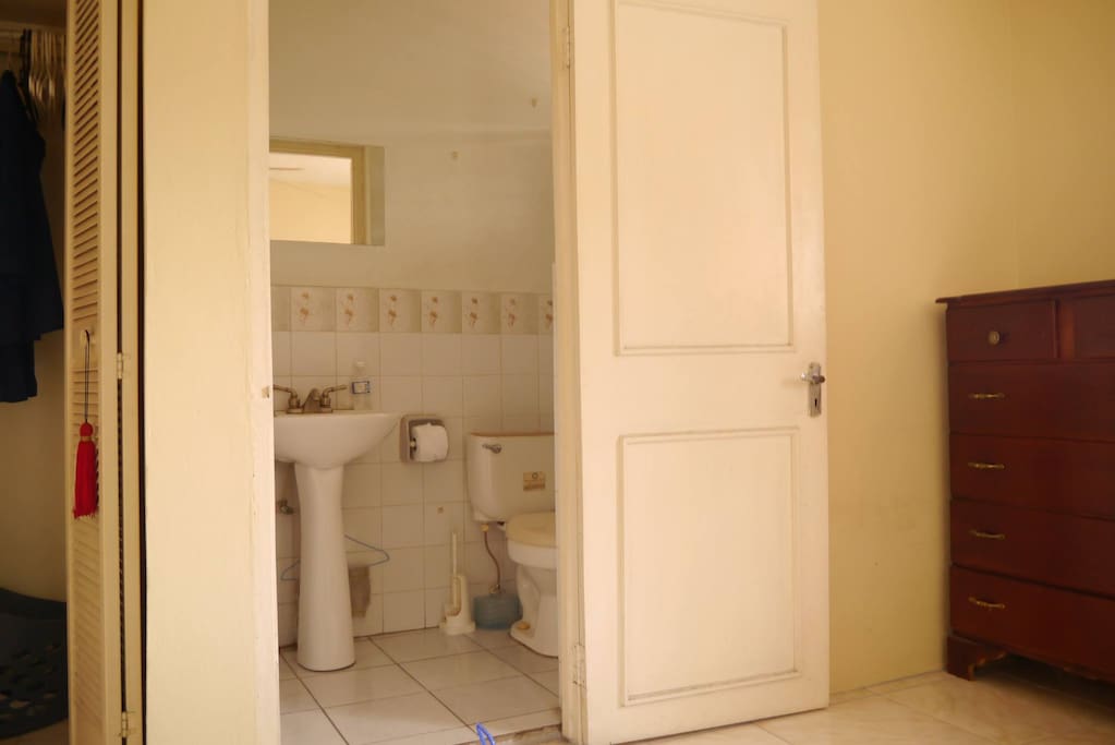 Bed room #1 bathroom