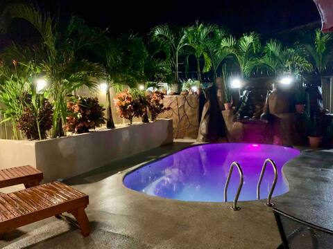 Lonesome Dove: Pool, Rancho, Games No Cleaning Fee