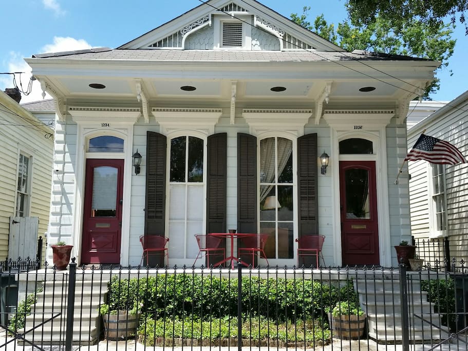 Lucky you! You and your group will be steeped in NOLA history while staying in the right side of this 3 BR/2 BA "Camelback Shotgun Double".