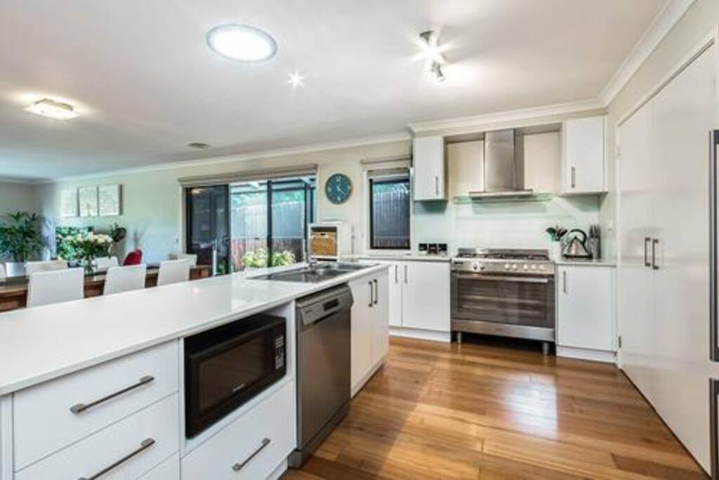 Fully equipped kitchen facilities