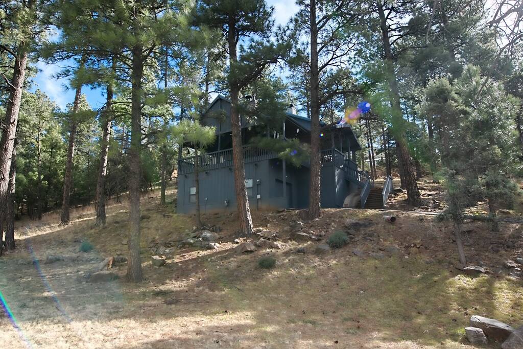 Gilley`s Cabin - Cozy Cabins Real Estate, LLC
