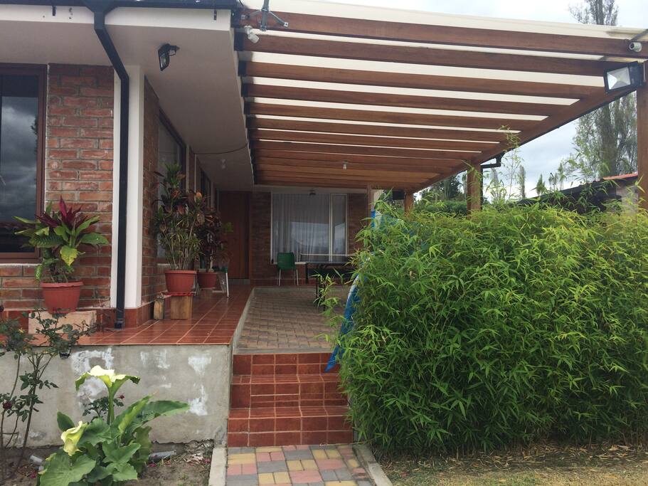 Pasillo de ingreso