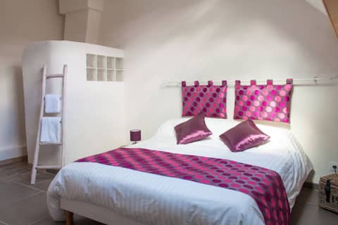 Relax with Champagne bubbles