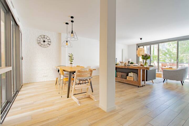 Belle maison 220m2 en plein coeur de Bordeaux gallery image 4