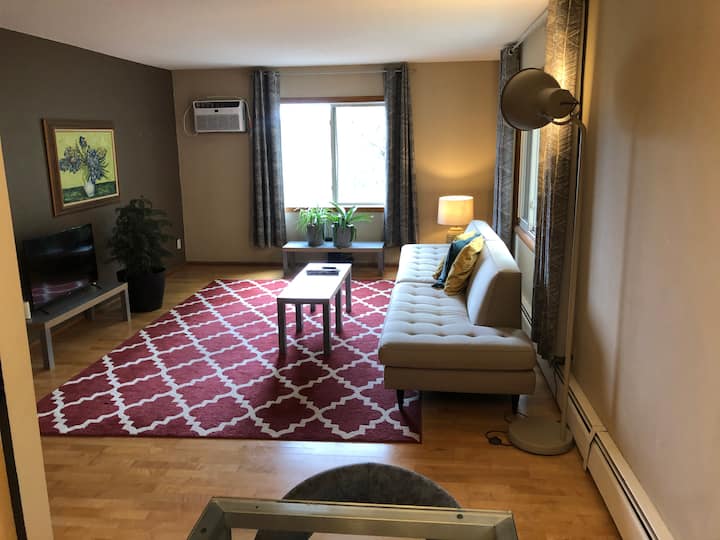 A River Runs Near It Condo downtown Stillwater Condominiums for Rent