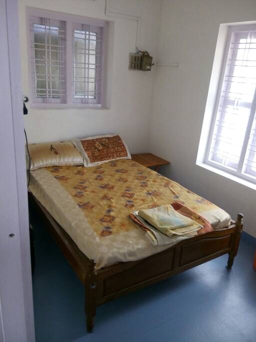 Schlafzimmer parterre