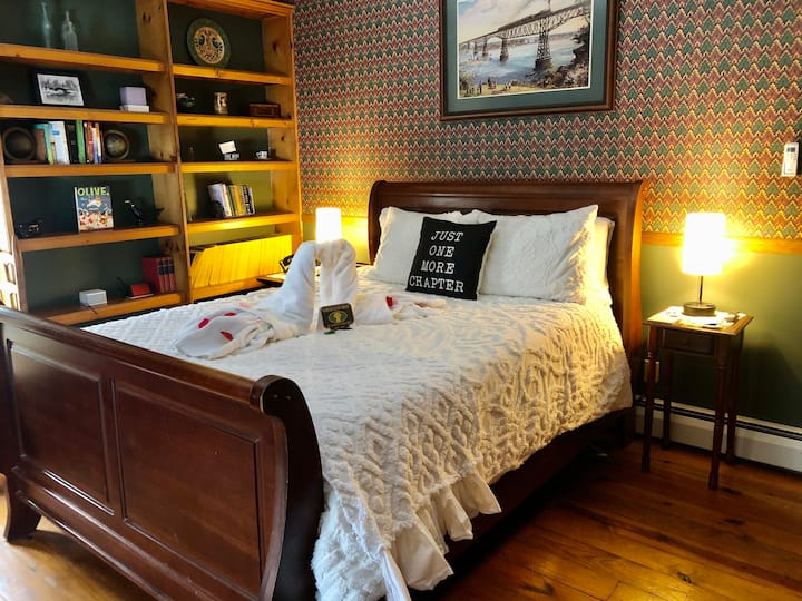 Chumba cha kulala cha 2
Malkia kitanda cha sleigh 