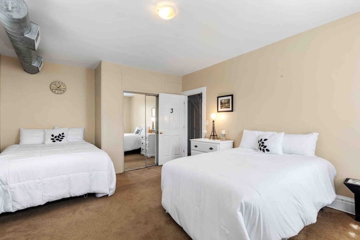 חדר שינה מס '3 בקומה השנייה