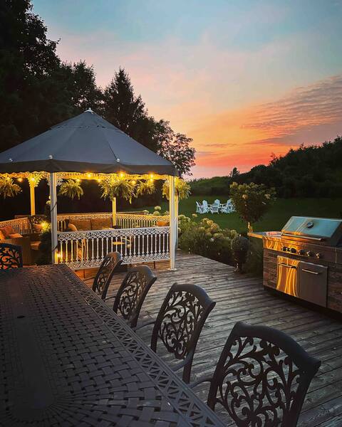 Luxury Chateau near Golf/Wineries/Niagara falls
