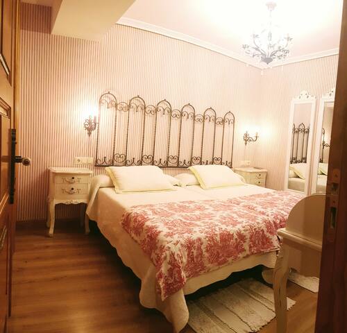 LEGADO DE UGARTE- CASA RURAL, CENTRO DE LAGUARDIA. gallery image 4