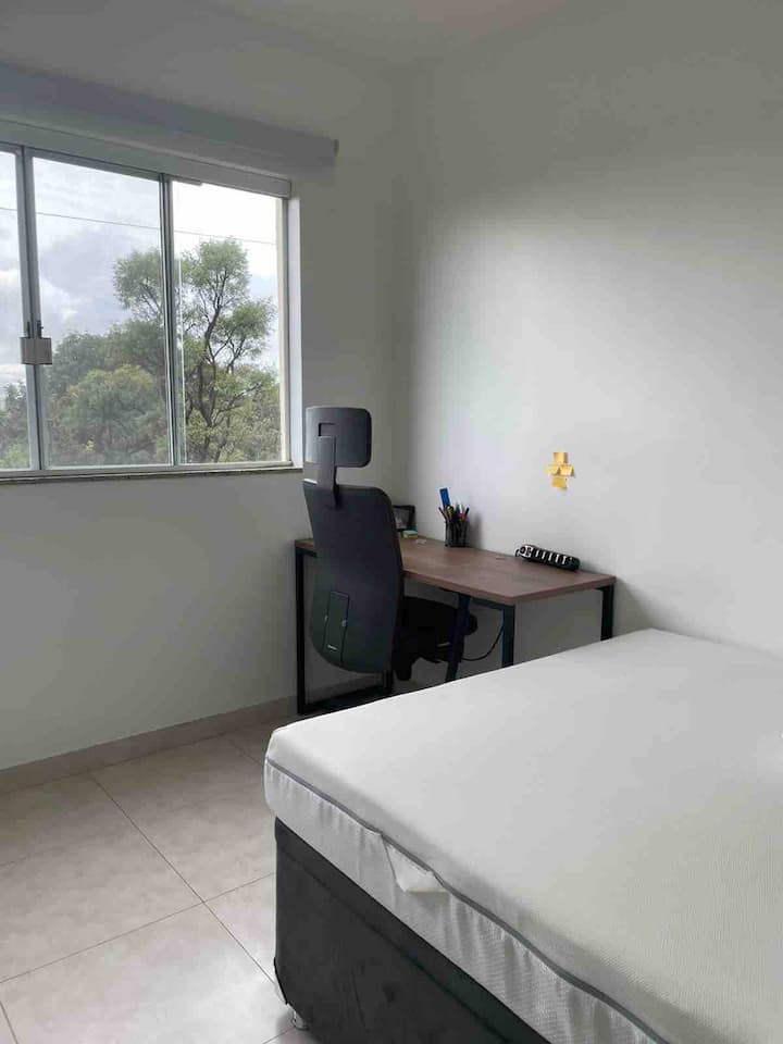 Работна маса