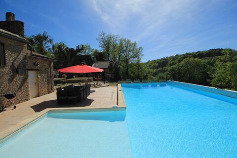 Domaine Lou Peyrol Stone Villa Private Pool