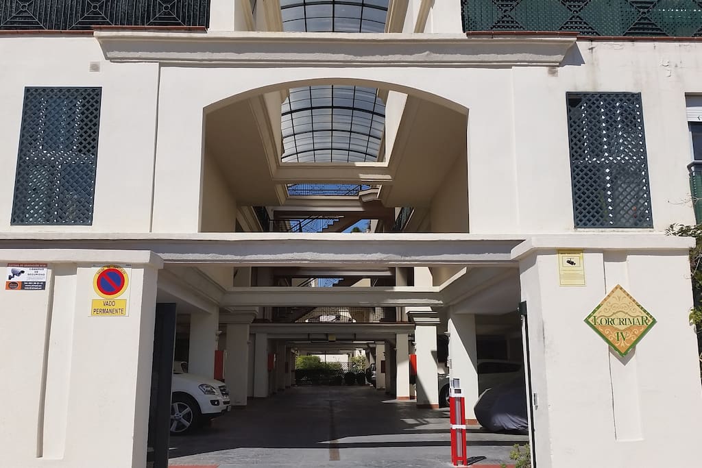 PARKING ENTRANCE