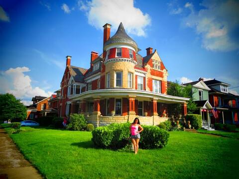 Ashland Castle