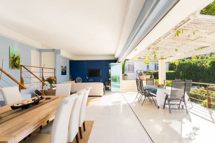 PingusHouse in Simons Town, Private Pool & Garden gallery image 5