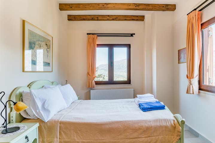 Amari Villas, a Retreat with Pool in Delightful Amari Valley gallery image 4