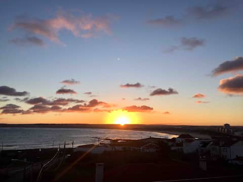 Airbnb em destaque: bellaVista - 3 min. walk to the beach em Peniche
