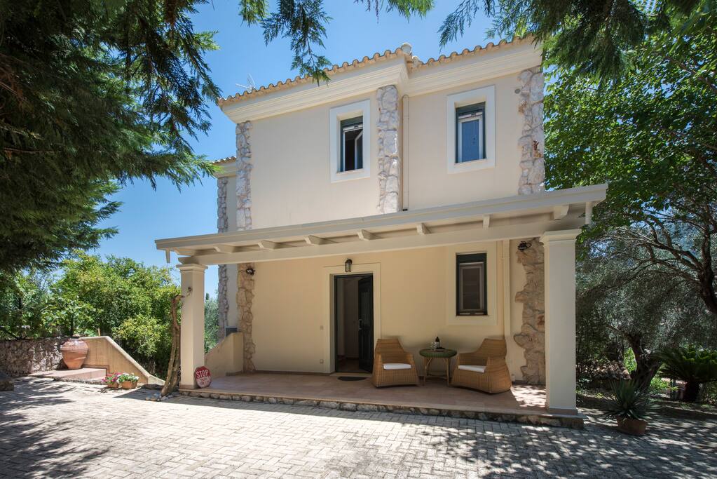 Villa Aziza Entrance