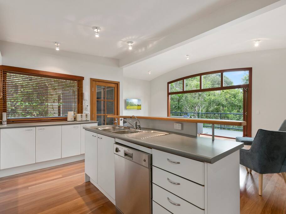Fully equipped kitchen