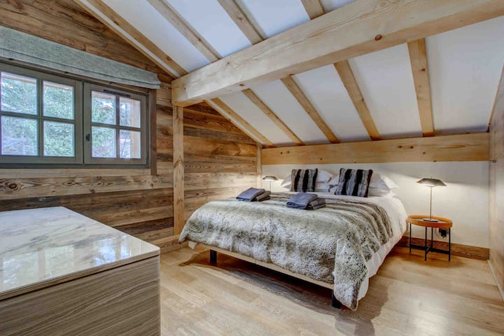 Double bedroom top floor configuration option