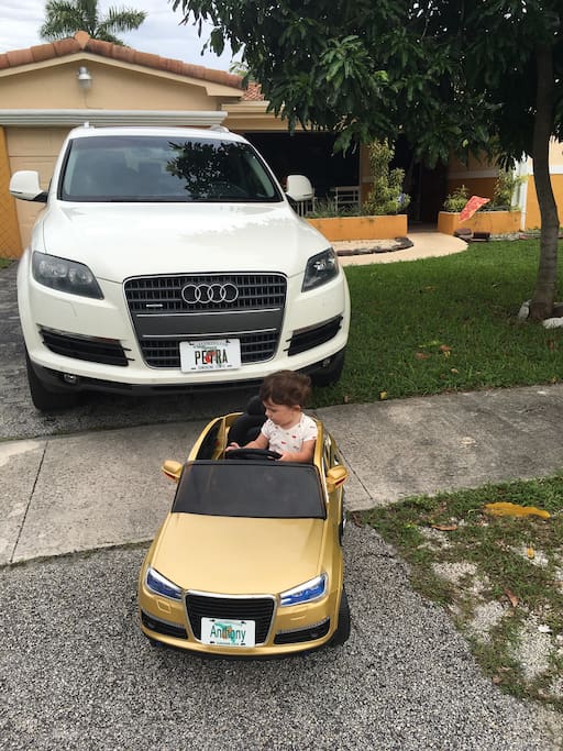 Do you need a ride to or from the airport? FLL $10, Miami $40, any local ride $10.