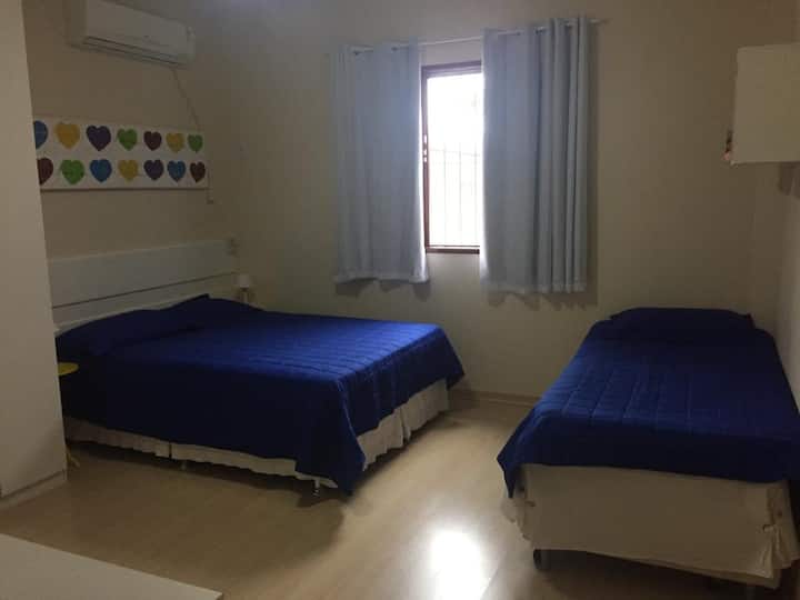 חדר שינה 1 - קומה שנייה