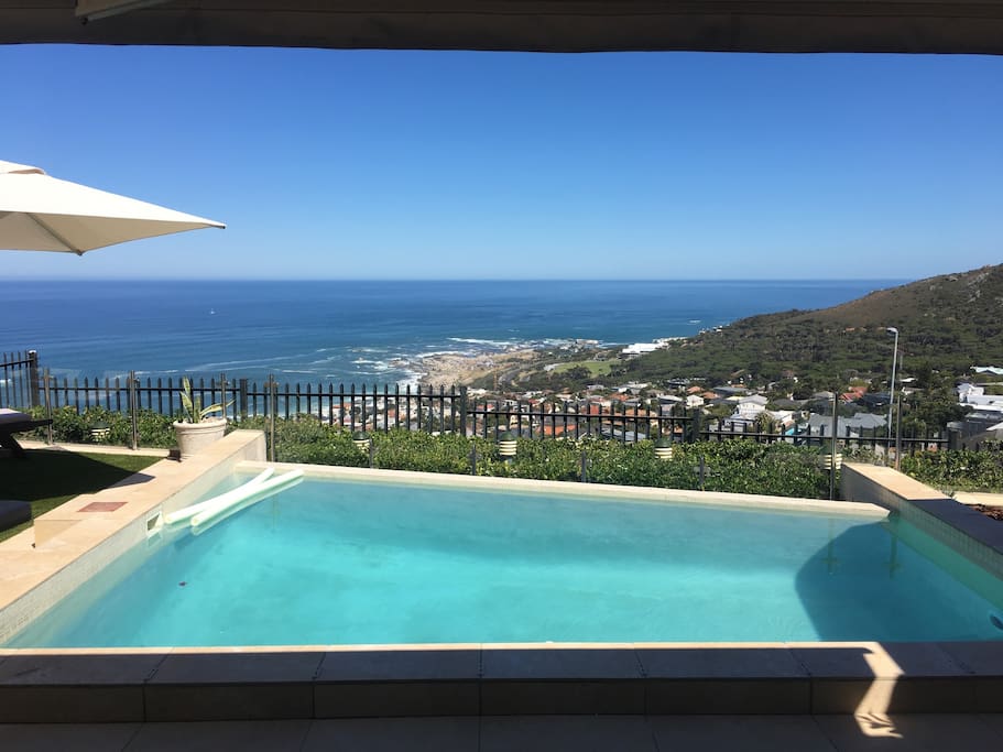 Infinity pool with panoramic views of Camps Bay