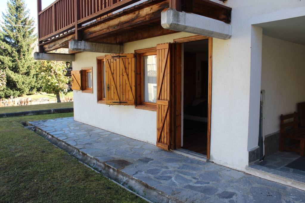 ingresso indipendente dal giardino