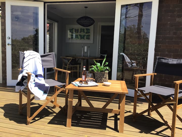 Peaceful Mt Eliza Escape Houses for Rent in Mount Eliza, Victoria