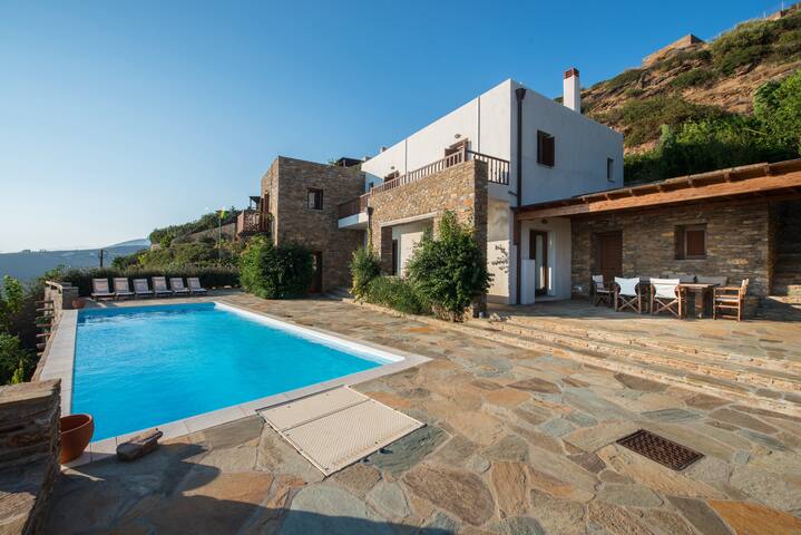 Eleagnos luxury villa ,private pool,sea views. gallery image 3
