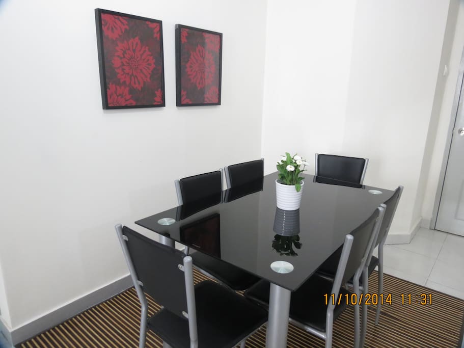 Dining & working table
