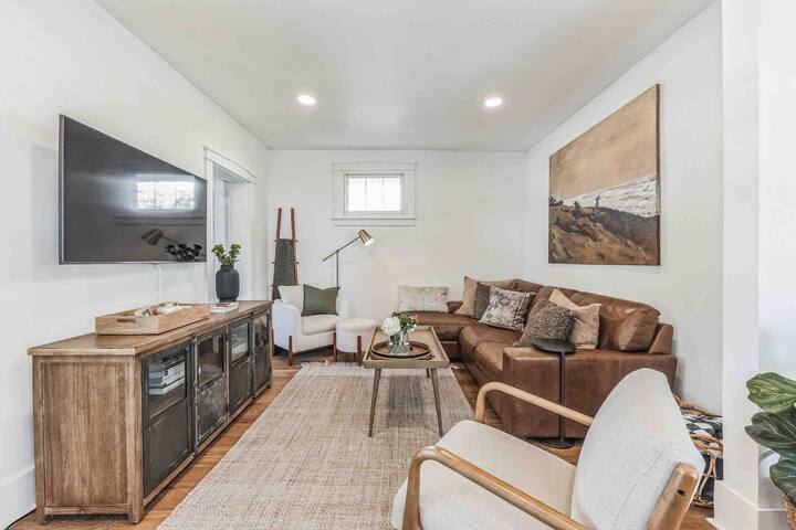 Sloan’s Lake Bungalow gallery image 3