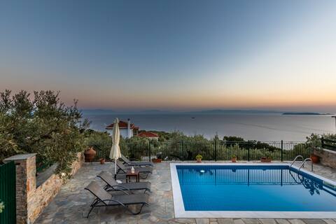 Pool Villa -Anastasia sunset,WiFi,sea view